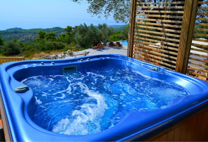 the infinity 180 luxury suites adults only