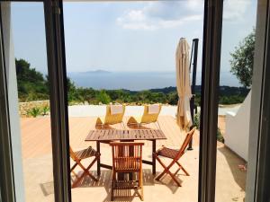 the infinity 180 luxury suites adults only
