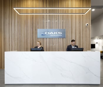 oaks toowoomba hotel