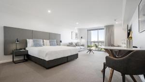 oaks toowoomba hotel