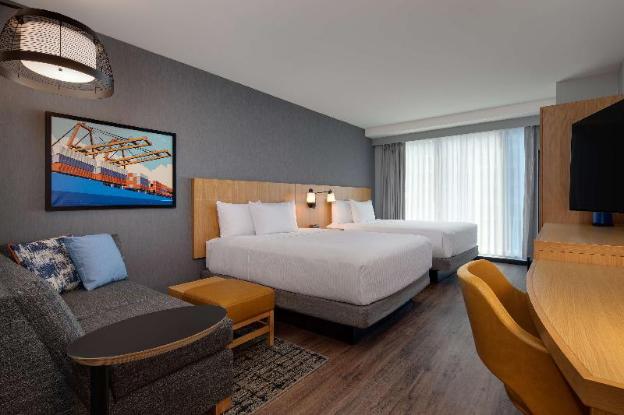 hyatt place boston seaport district