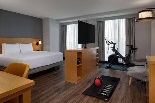 hyatt place boston seaport district