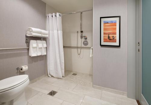 hyatt place boston seaport district