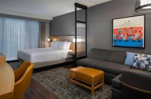 hyatt place boston seaport district