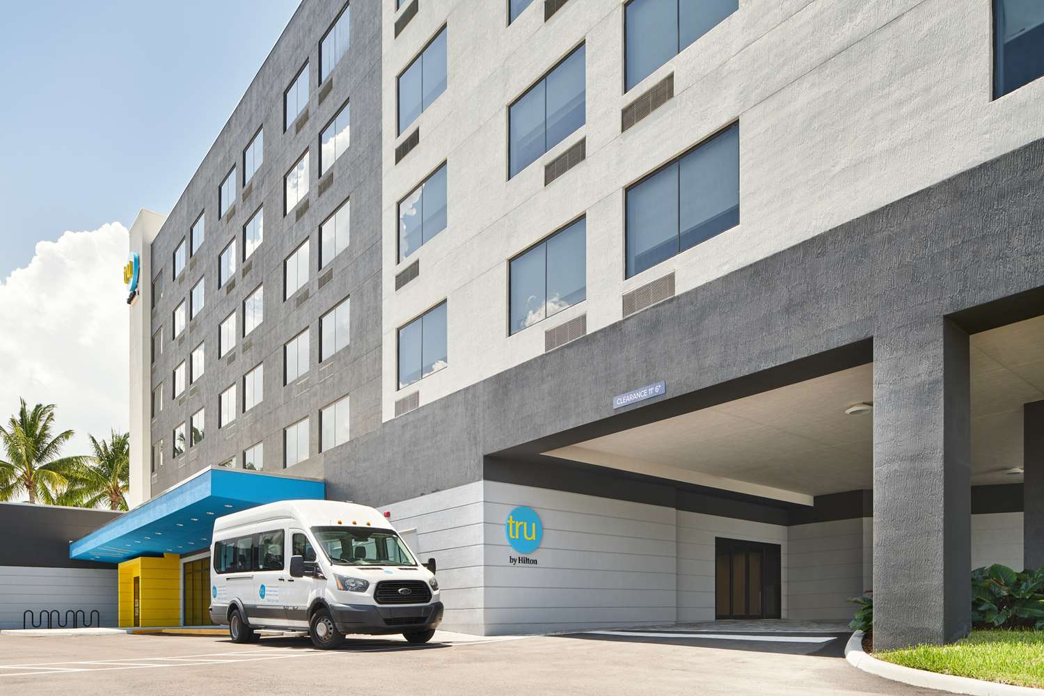 tru by hilton ft lauderdale airport