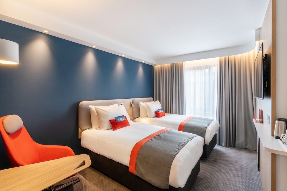 holiday inn express amsterdam north riverside an ihg hotel
