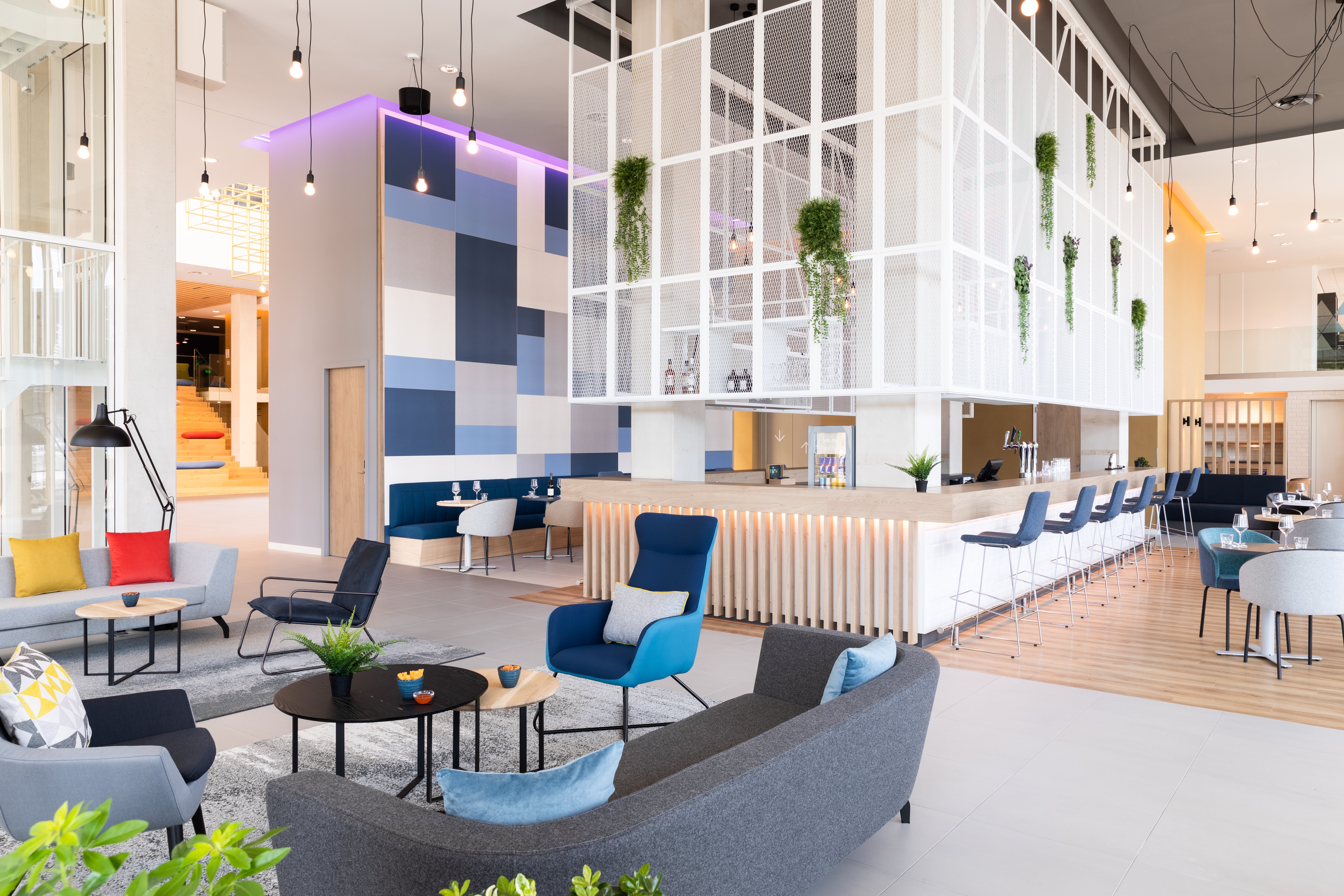 holiday inn express amsterdam north riverside an ihg hotel