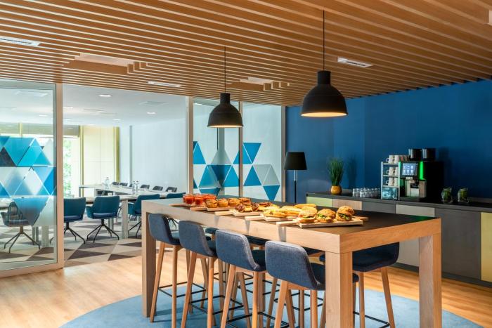 holiday inn express amsterdam north riverside an ihg hotel