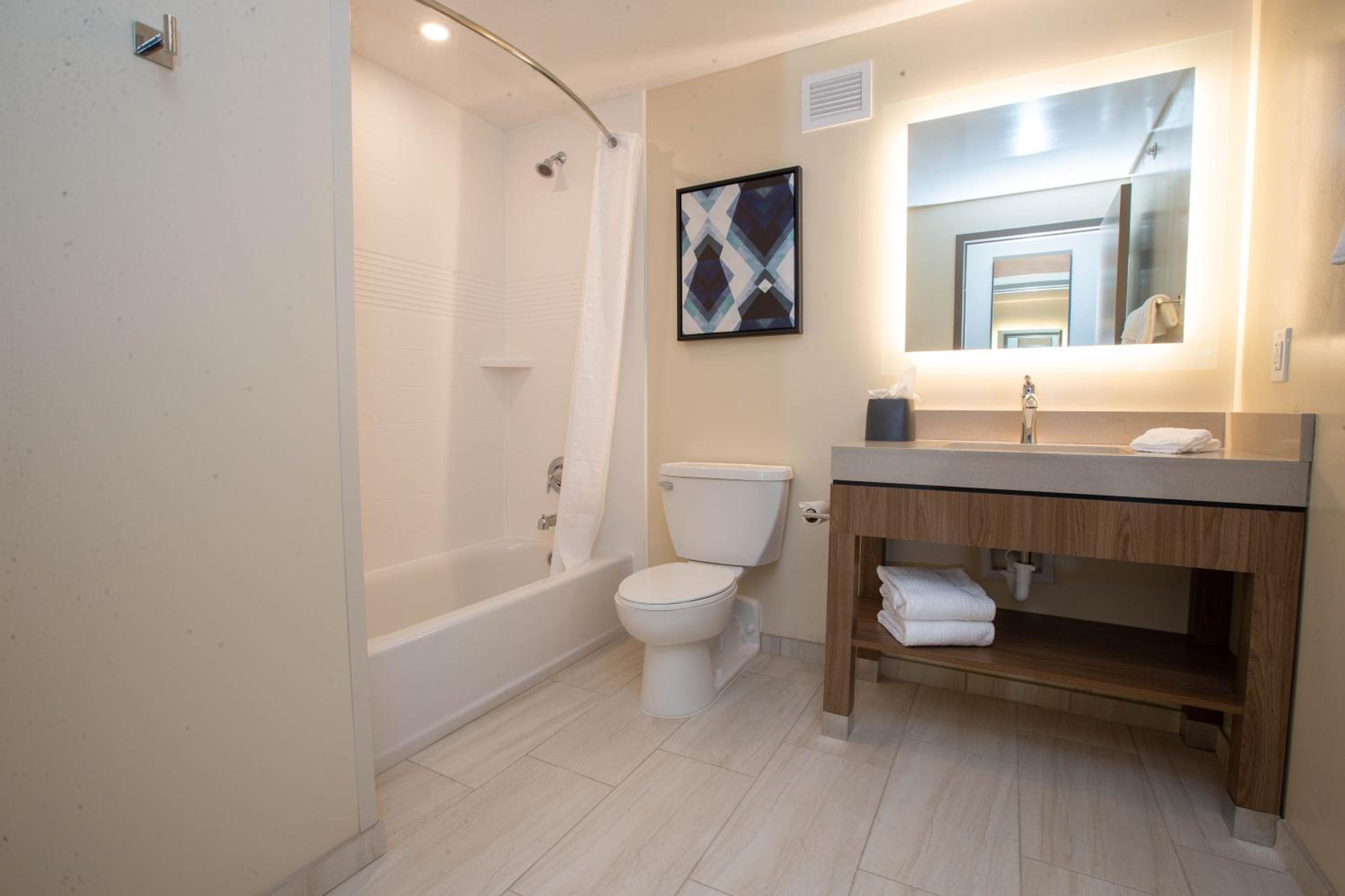 candlewood suites cleveland south independence an ihg hotel