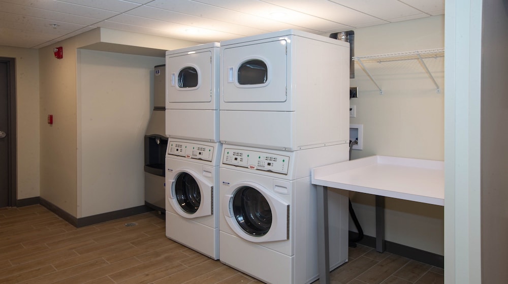 candlewood suites cleveland south independence an ihg hotel