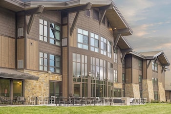 springhill suites by marriott island park yellowstone