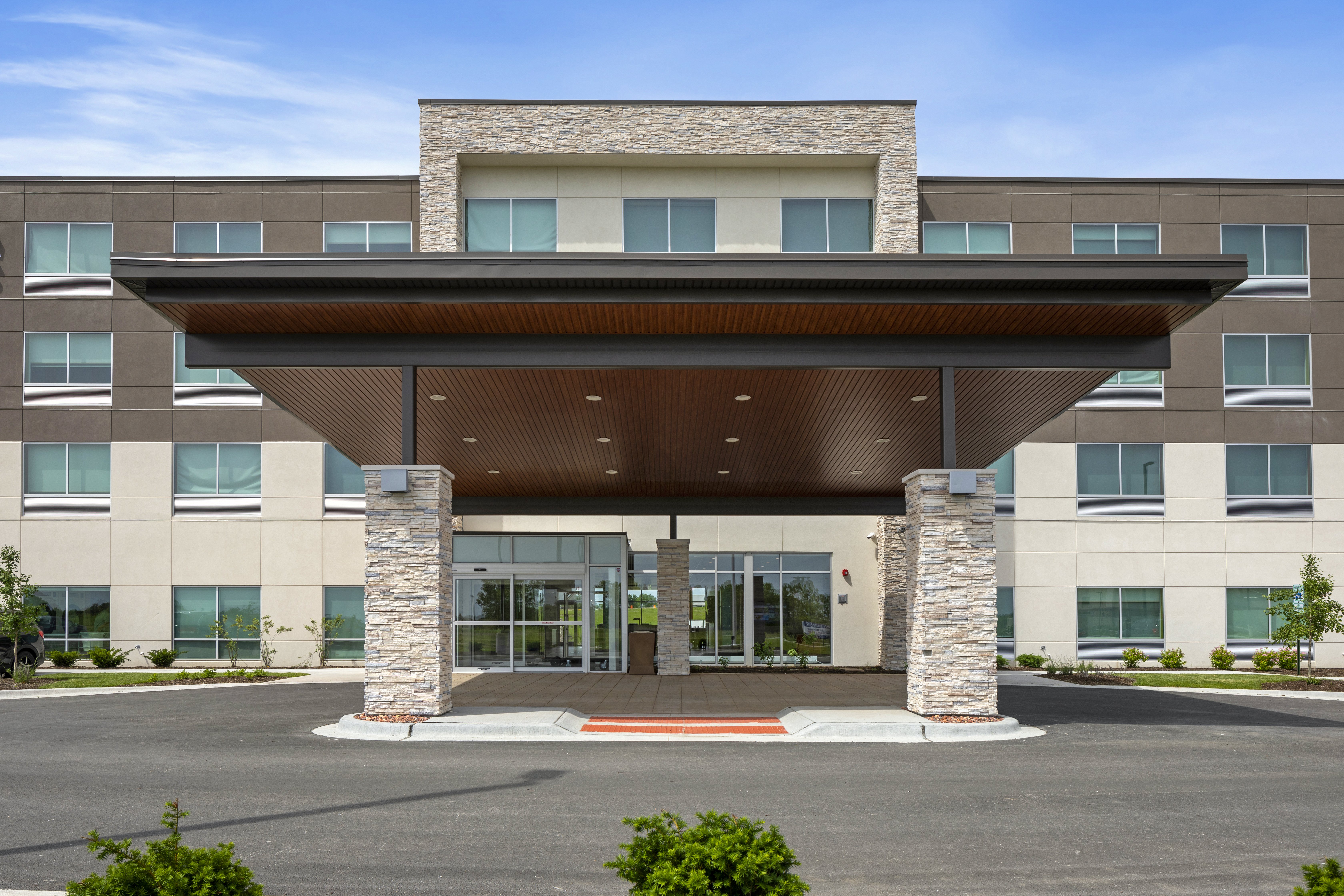 hol inn exp bourbonnais east bradley