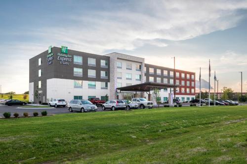 hol inn exp bourbonnais east bradley