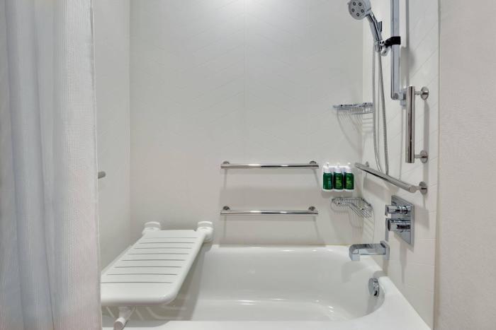 fairfield inn and suites by marriott charlotte monroe