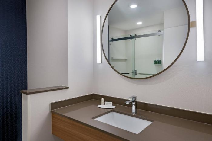 fairfield inn and suites by marriott charlotte monroe