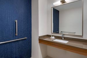 fairfield inn and suites by marriott charlotte monroe
