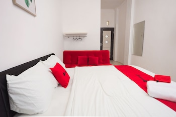 reddoorz near plaza araya 2
