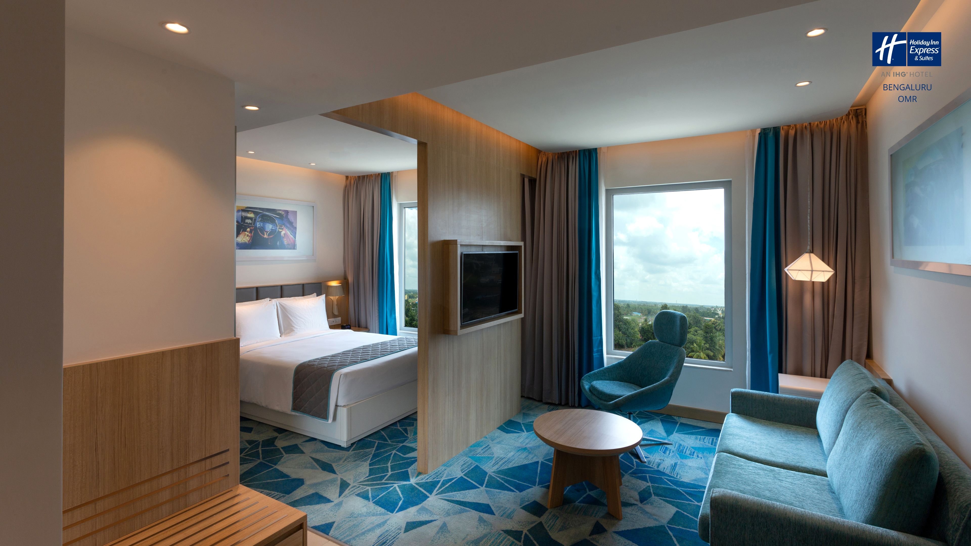 holiday inn express and suites bengaluru old madras road