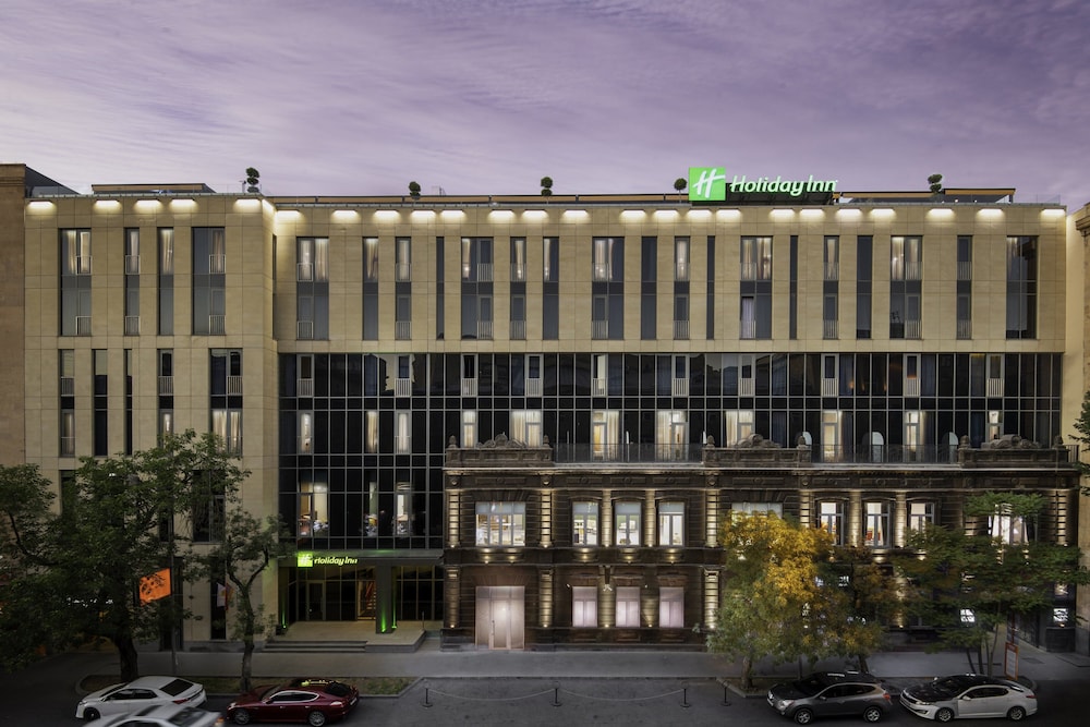 holiday inn yerevan republic square an ihg hotel