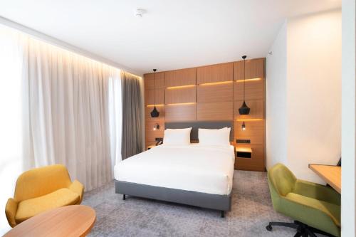 holiday inn yerevan republic square an ihg hotel