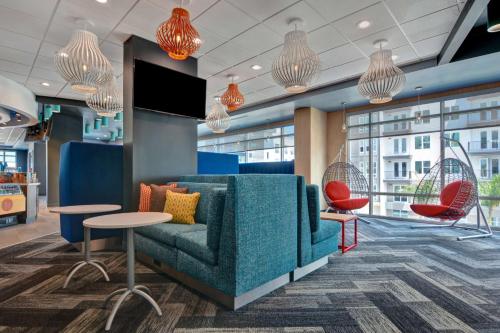 tru by hilton st petersburg downtown central ave fl