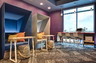 tru by hilton st petersburg downtown central ave fl