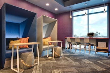 Tru By Hilton St. Petersburg Downtown Central Ave, Fl,Tampa>>St. Petersburg,3 star