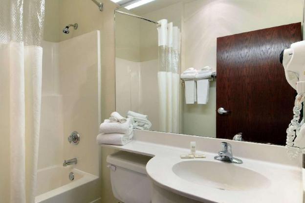 microtel inn and suites by wyndham bossier city