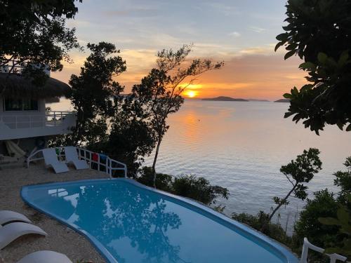 pearl bay villas