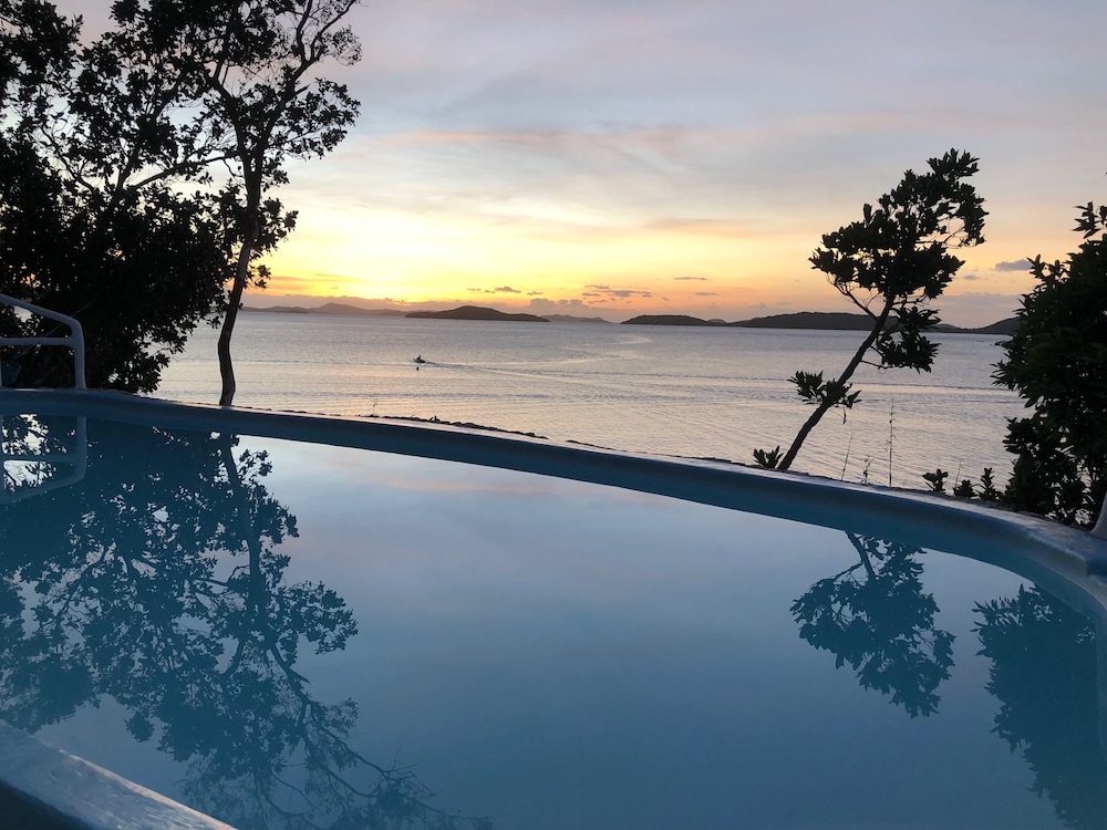 pearl bay villas