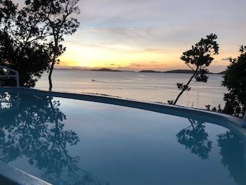 pearl bay villas