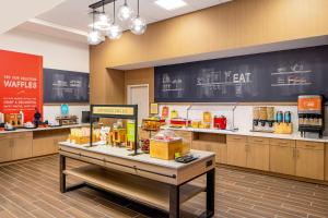 hampton inn and suites raleigh midtown