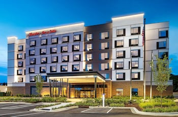 hampton inn and suites raleigh midtown
