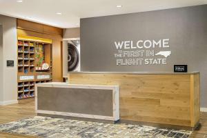 hampton inn and suites raleigh midtown