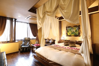 hotel balian resort shinjuku adults only