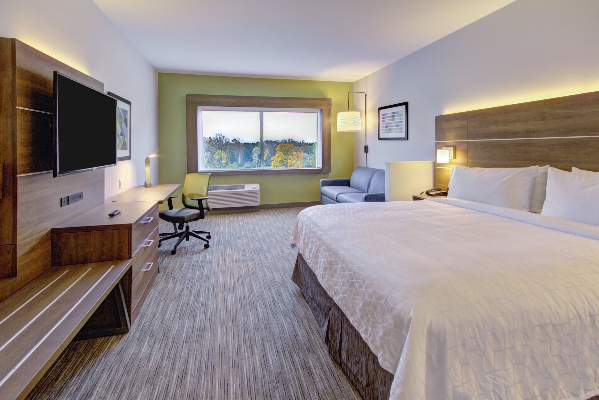 holiday inn express and suites charlotte southwest an ihg hotel