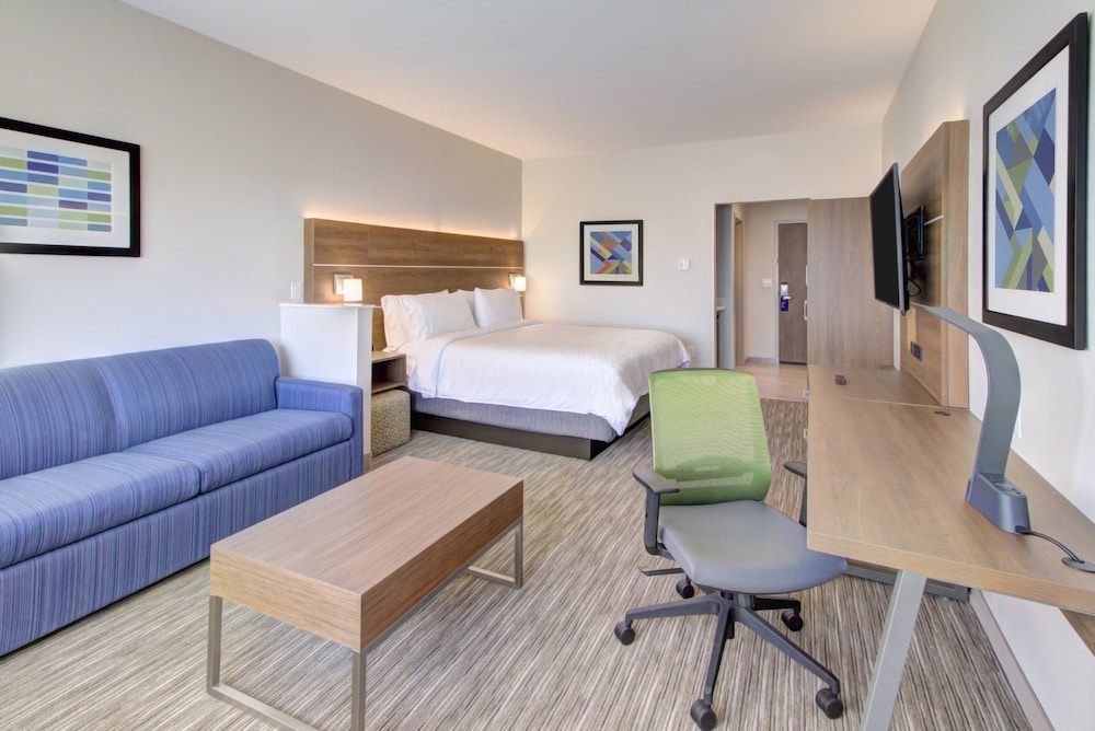 holiday inn express and suites charlotte southwest an ihg hotel