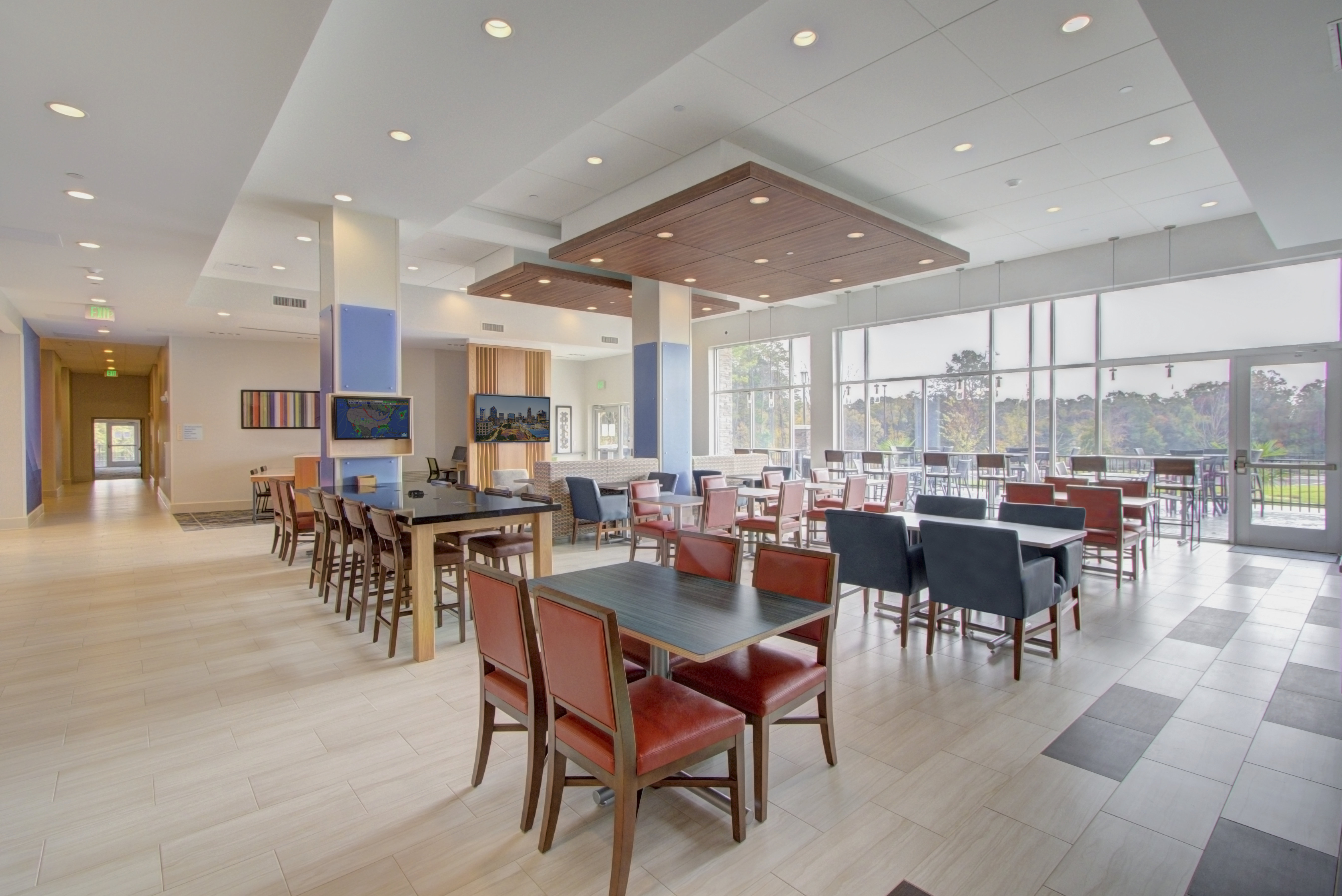 holiday inn express and suites charlotte southwest an ihg hotel