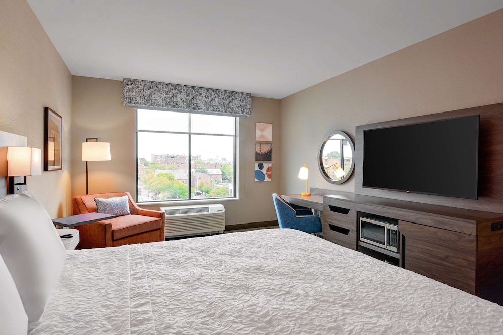 hampton inn salem boston