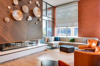 hampton inn salem boston