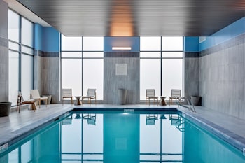 hampton inn salem boston