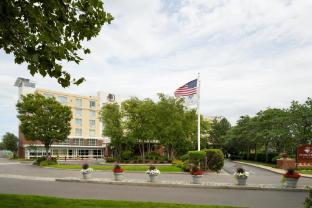 doubletree by hilton hotel boston bayside