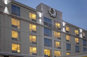 doubletree by hilton hotel boston bayside