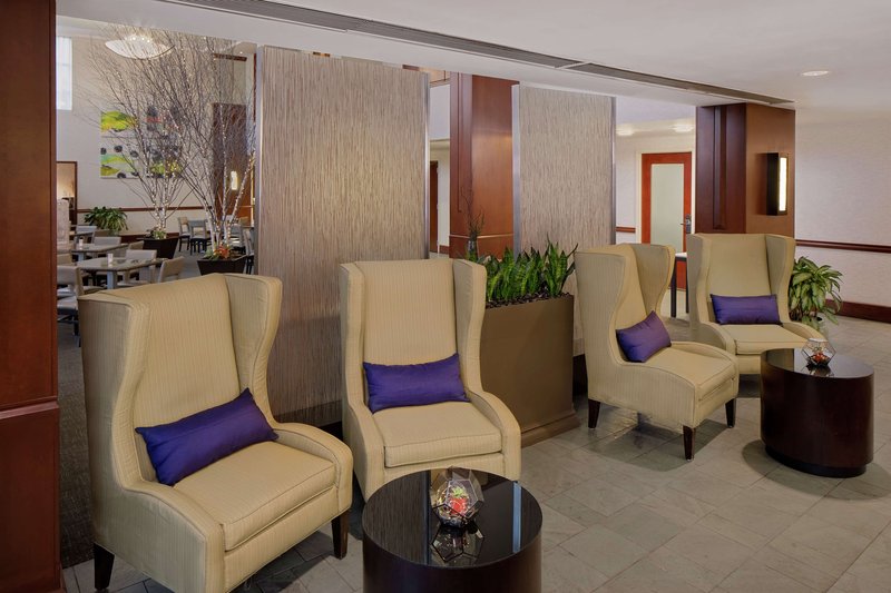 doubletree by hilton hotel boston bayside