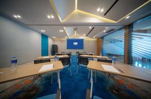 holiday inn express pinghu an ihg hotel