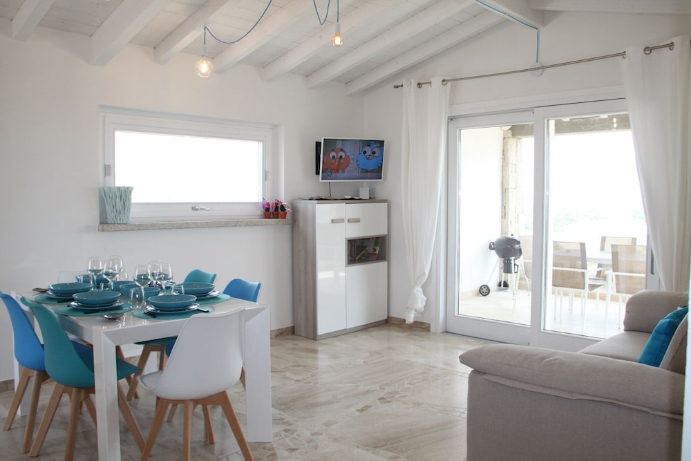 r house