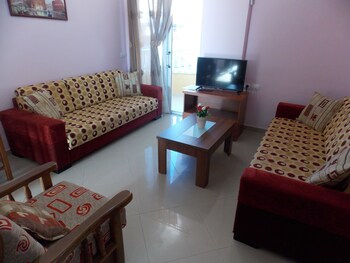 yellow city apartments