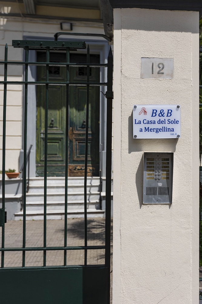 bandb la casa del sole a mergellina