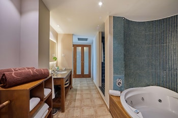 secrets lanzarote resort and spa adults only 18