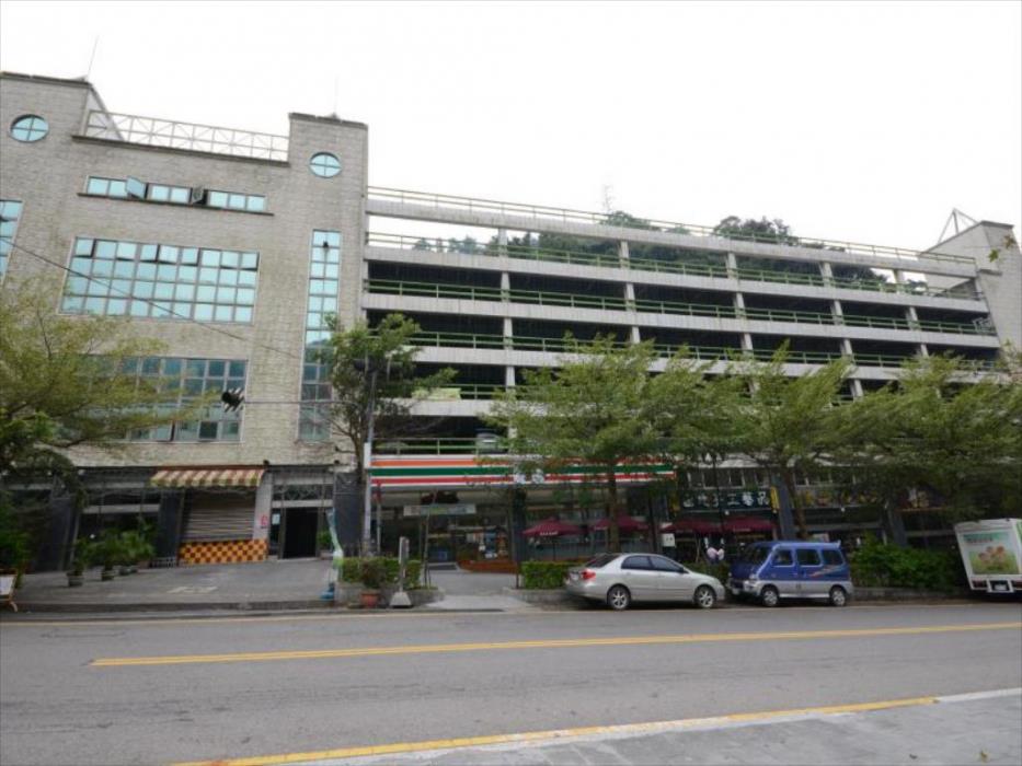 dragon vally hotel and paradise